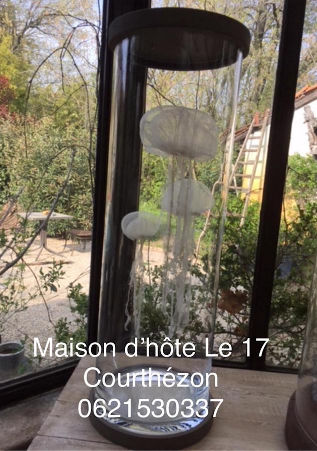 Hotel Le 17 Courthézon Esterno foto